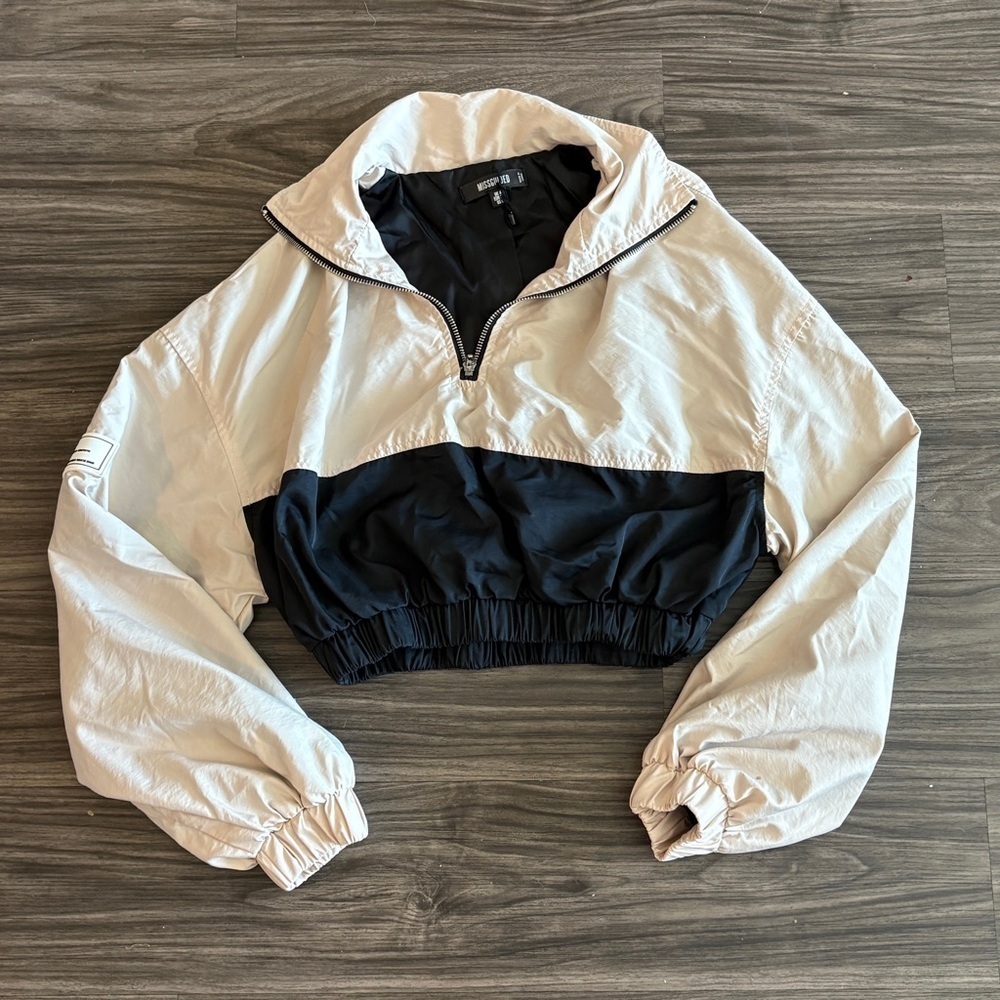 Missguided Two Toned Cropped Windbreaker Jacket Cream and Black Outerwear - Picture 2 of 7